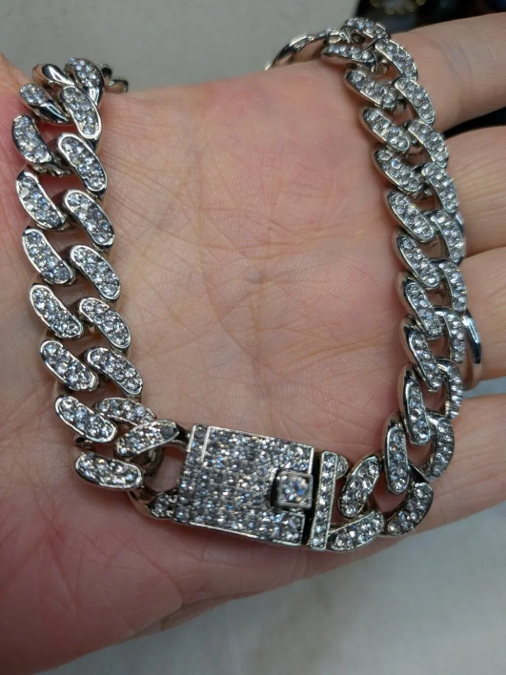 N/A heavy sparkling